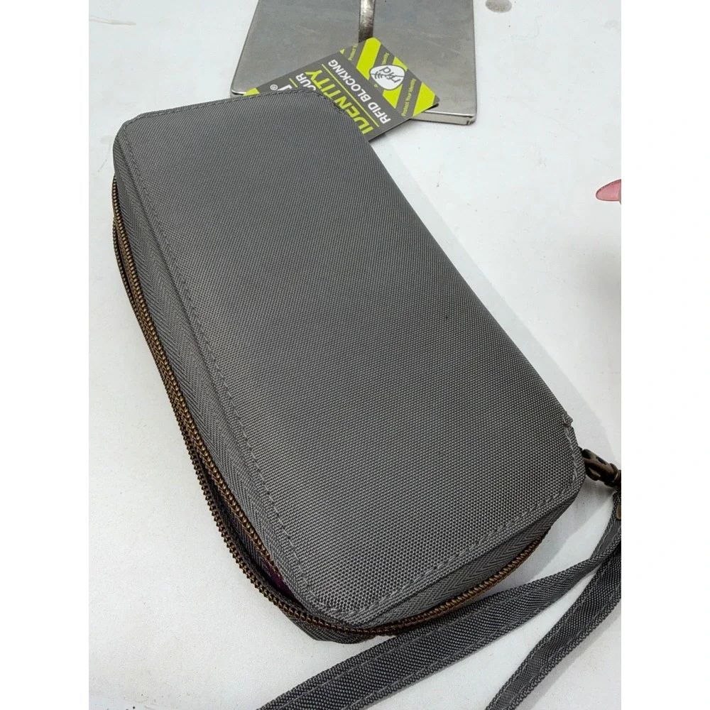 Travelon RFID Blocking Wristlet Wallet Gray Purple Nylon Travel Clutch New